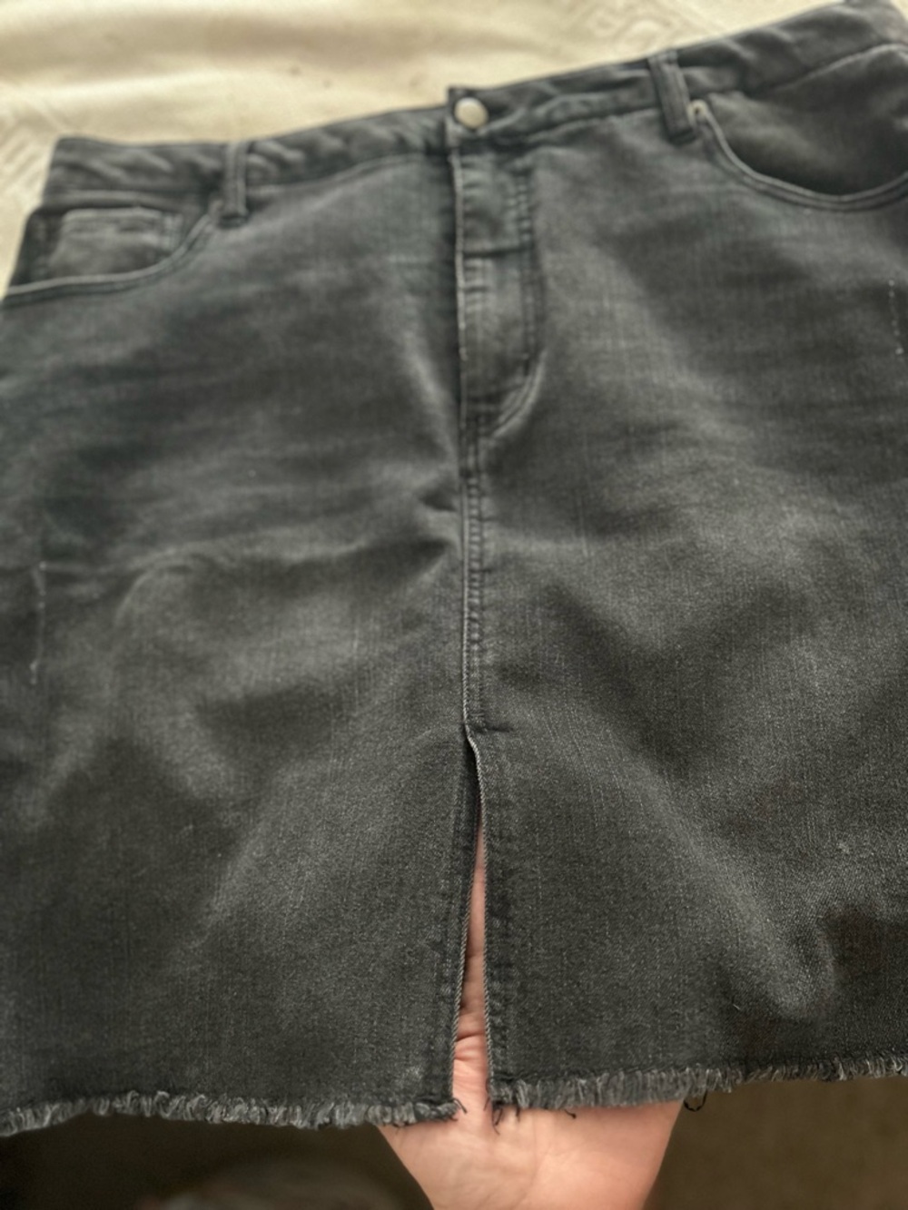Faded Glory Black Denim Mini Skirt with Frayed Hem - Picture 4 of 5